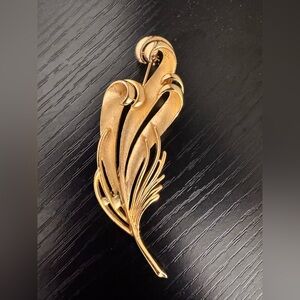 Gold-tone Sculptural Feather Brooch